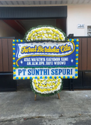 Papan Bunga Duka di Kempas